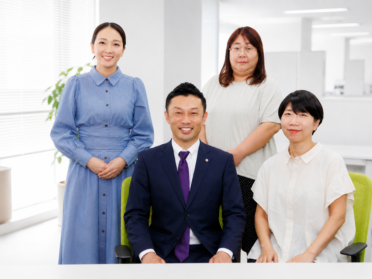 スタッフ集合写真